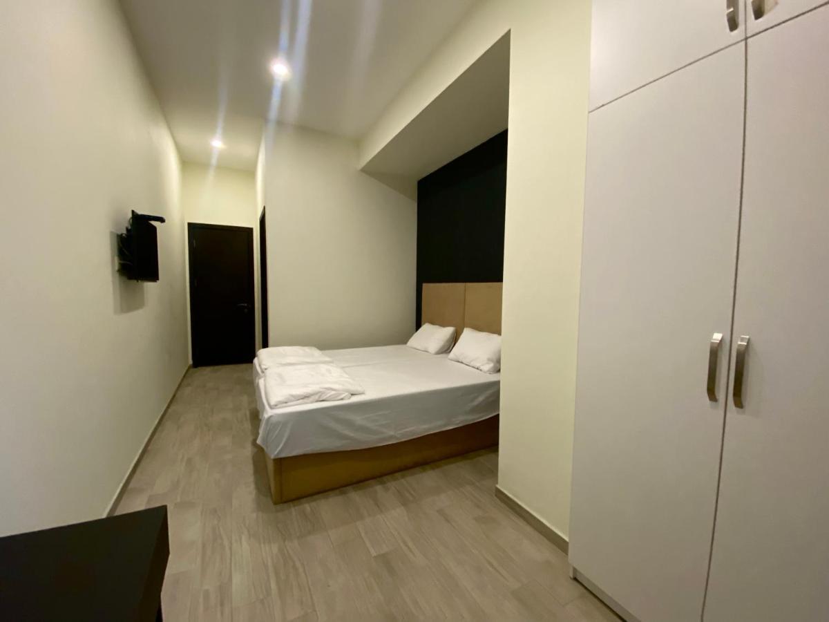 Starhostel Kutaisi Eksteriør bilde