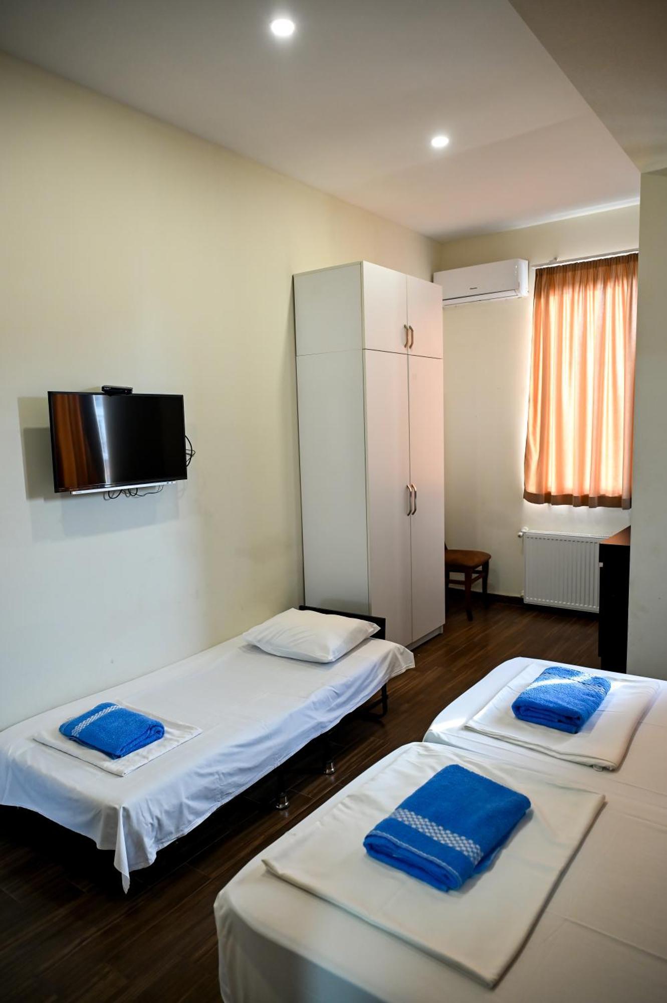 Starhostel Kutaisi Eksteriør bilde
