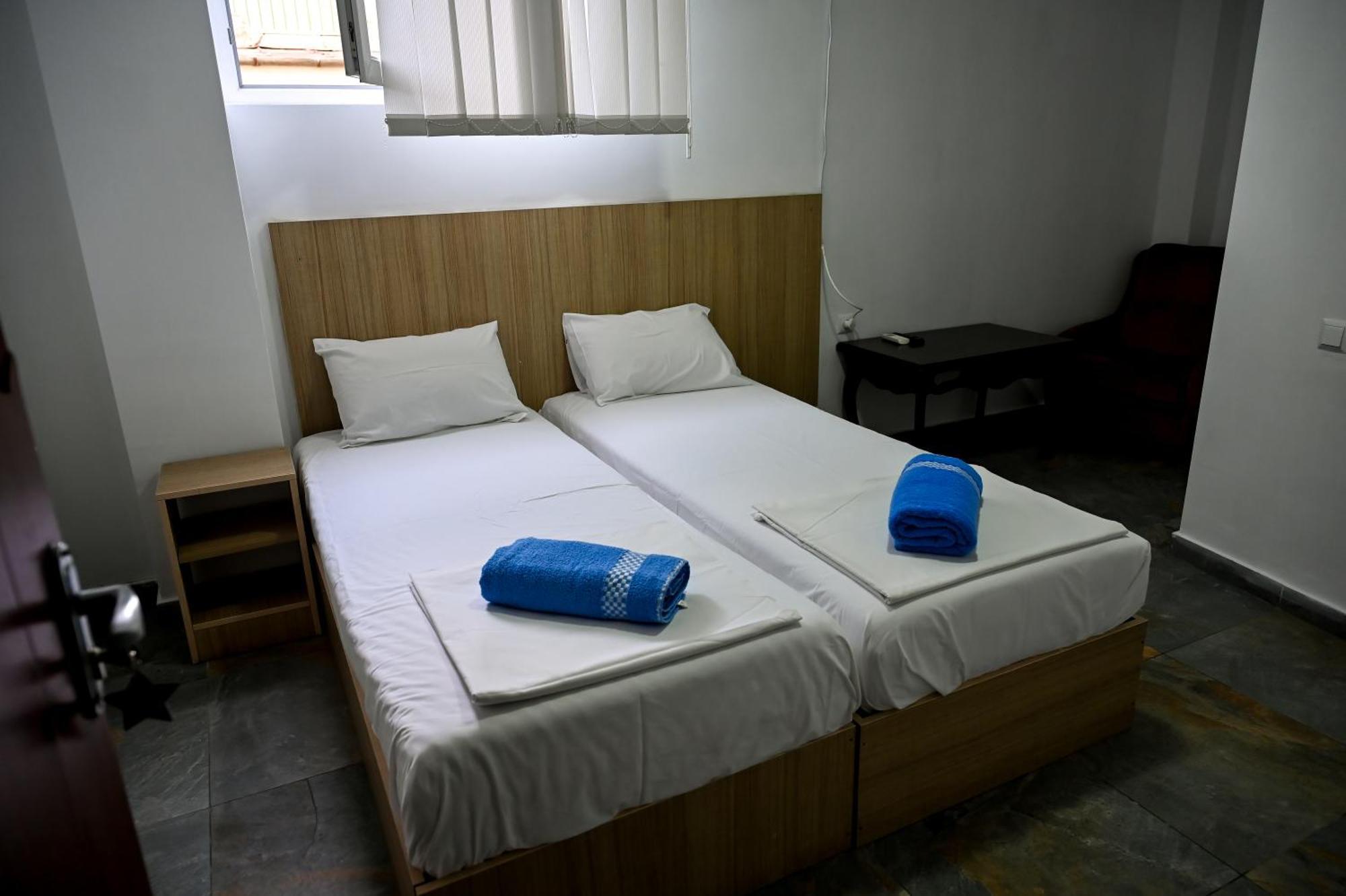 Starhostel Kutaisi Eksteriør bilde